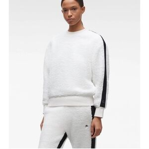 Moose Knuckles Avery Sherpa Pulliver